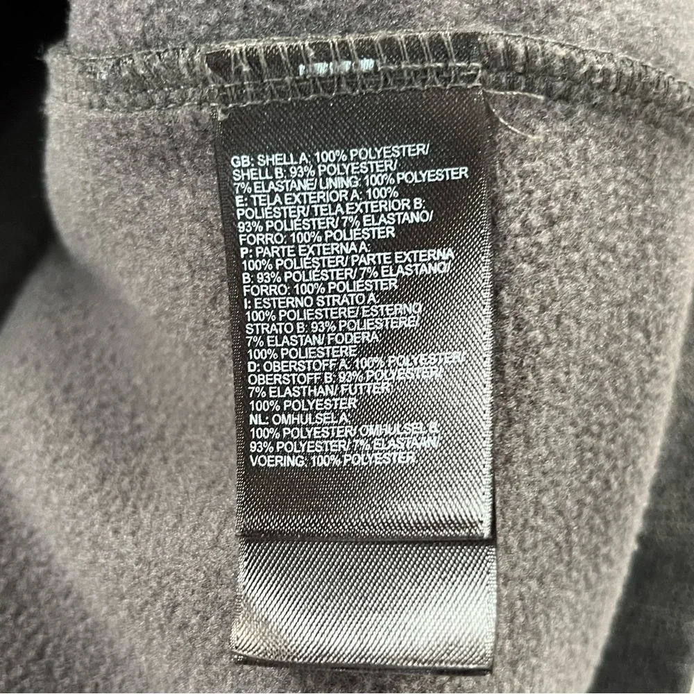 The North Face Men’s 1/4 Zip Pullover Size Medium Color-Gray